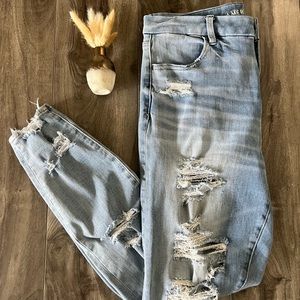American Eagle high rise stretchy denim jeans